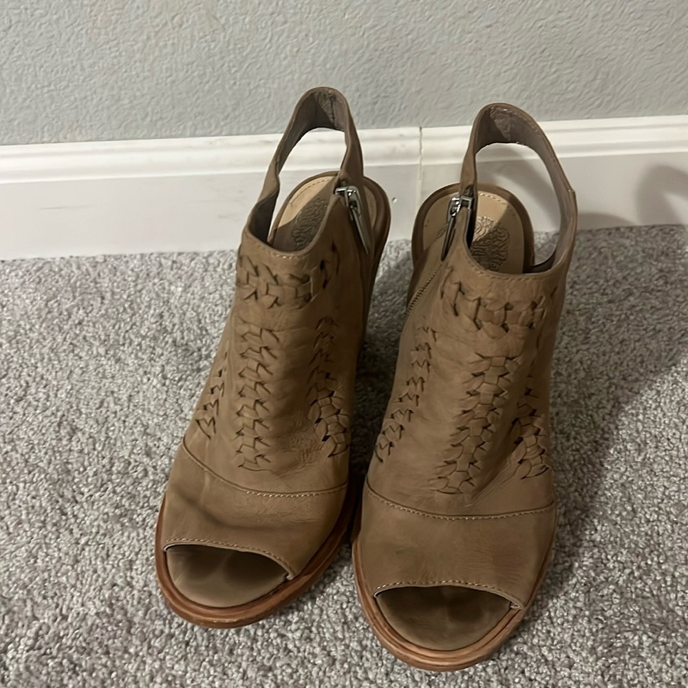 Vince Camuto leather peep toe heels